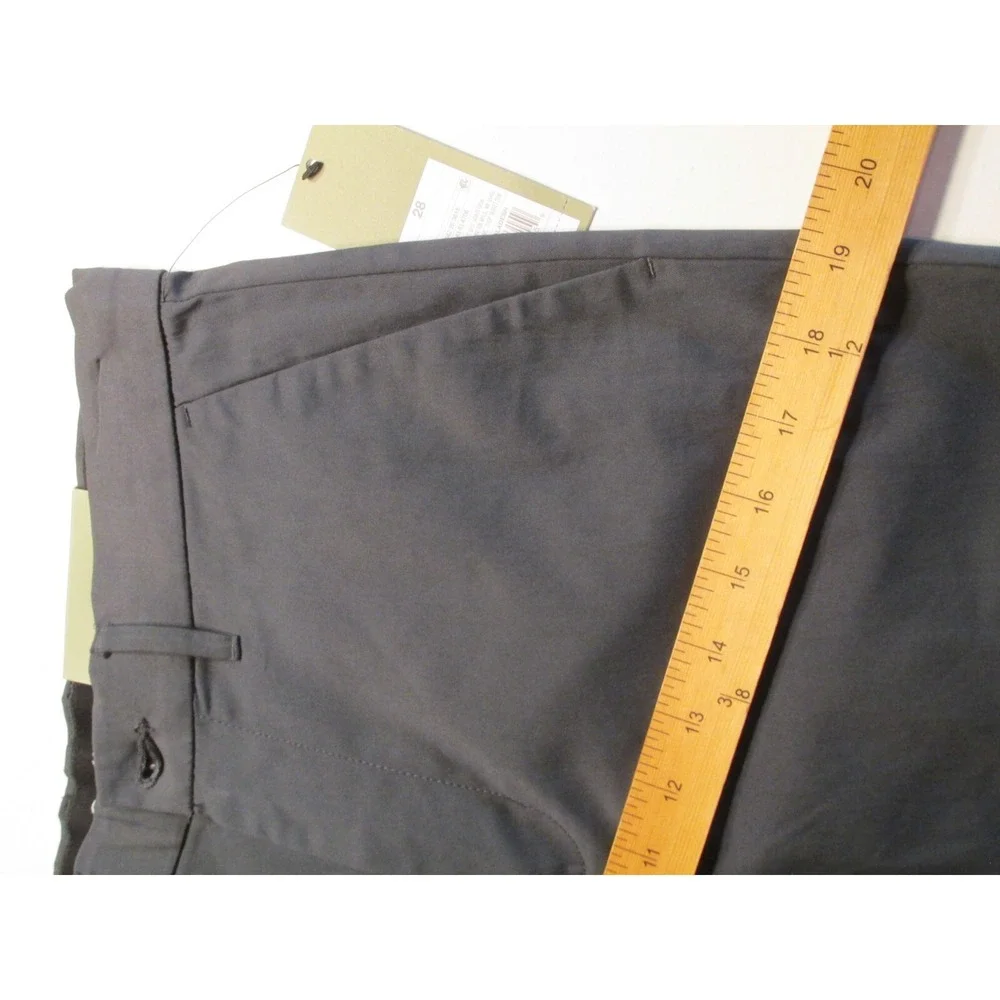 NWT GOODFELLOW Tech Shorts Men 28 Gray Wrinkle Resist Quick Dry Extra Stretch